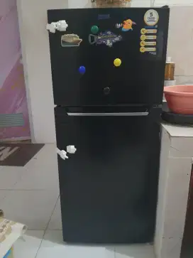 Kulkas Changhong 2 pintu mini