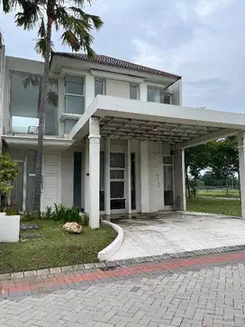 Dijual Rumah Semi Furnish Grand Pakuwon
