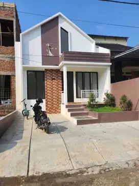 DIJUAL RUMAH DI CLUSTER GRIYA ALAM, SENTUL CITY (SG79)