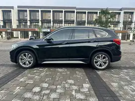 BMW X1 XDRIVE 18i BENSIN AT 2018 (BSI ACTIVE UNTIL 2028)