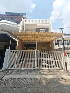 Rumah  Minmalis Sunter Bisma Hadap Taman  Parkir Lega