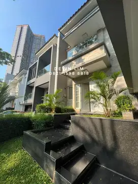 DIJUAL RUMAH MEWAH GOLD COAST PIK UK 10X30 VIEW DANAU FULL FURNISHED