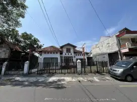 Disewakan rumah besar cocok buat kantor dan hunian