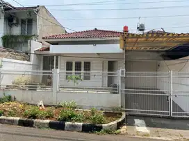 DIJUAL RUMAH KOSONGAN KAWASAN NIAGA HIJAU PONDOK INDAH JAKARTA SELATAN