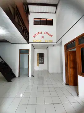 Rumah Strategis di Taman Mutiara Cimahi Tengah
