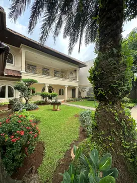 Rumah Mewah Classic Turun Harga  Kemang Kolam Renang Jakarta Selatan