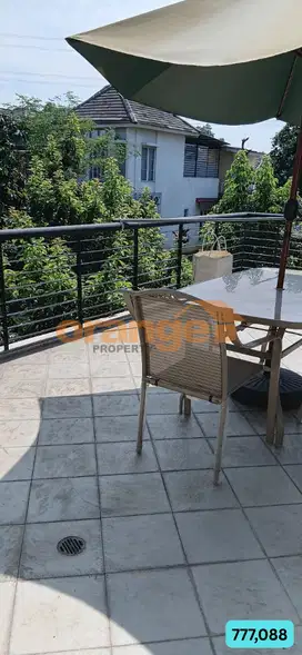 Di Jual Rumah 2 Lantai Full Furnish Di Legenda Wisata