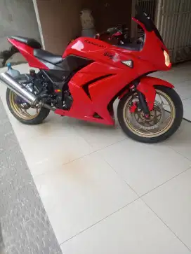 Kawasaki ninja 250R plat bandung