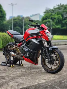Kawasaki 650 ER6/ER6N Merah