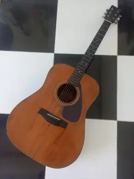 Gitar akustik YAMAHA FG 151 BUATAN JEPANG. BACA DESKRIPSI