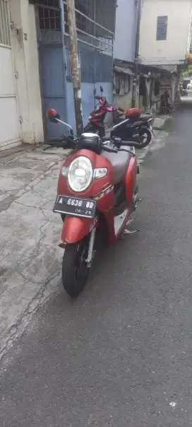 Jual honda scoopy plat A serang warna hitam