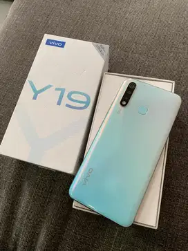 Dijual vivo Y19 bekas