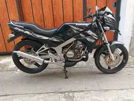 Ninja R 2012 ss kumpelit