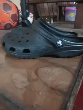 Crocs classic black m9 w11