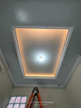 Usaha di kantor dengan gypsum yg mewah bikin betaah