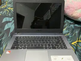 LAPTOP ASUS VIVOBOOK MAX