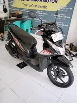 Matic Irit Honda Beat FI Tahun 2015