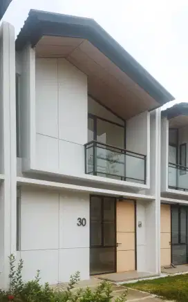 Disewakan Rumah di Cendana Cove Karawaci 55/60 ( 35 juta Nego)