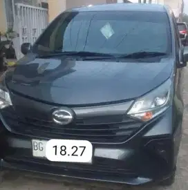 Dijual mobil Sigra tipe M tahun 2022