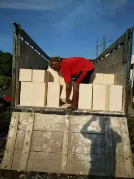 Batu untuk pondasi