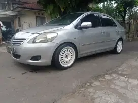 Vios G matic keyless