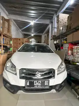 Suzuki s-cross 1.5 manual (putih) 2016