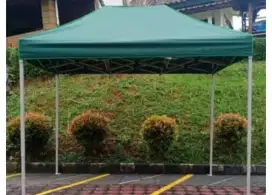 Tenda lipat warna hijau
