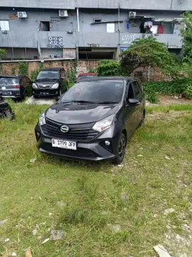 Sigra R manual 2023 unit mulus masih seperti baru