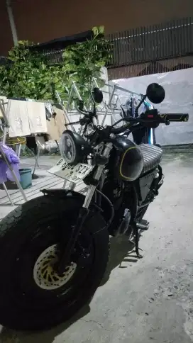 Motor custom Scrambler