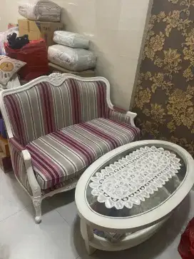 1 set meja dan kursi