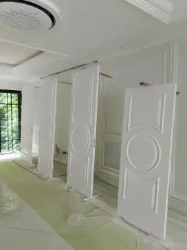 Cat melamin Duco kusen pintu