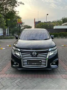 Nissan Elgrand 2014 Highway Star 2.5 A/T (Lebih Nyaman dari Alphard)