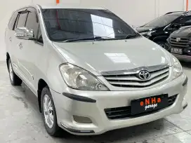 INNOVA G BENSIN 2011 MATIC TERMURAH ISTIMEWA!!