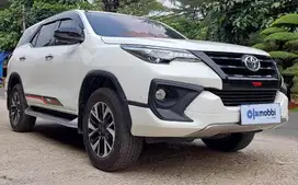 TDP 20JT Toyota Fortuner 2.4 4x2 VRZ TRD Solar-AT Putih 2018