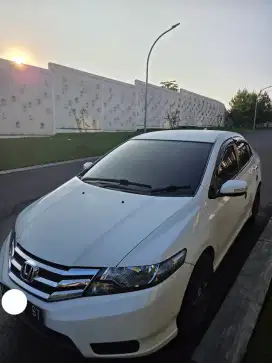 Honda city 1.5 E AT tahun 2013