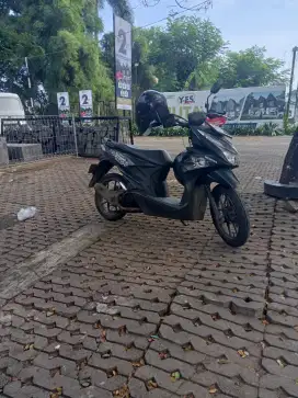 Honda Beat street THN 2022
