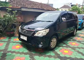 Toyota Kijang Innova 2.0 G MT 2013