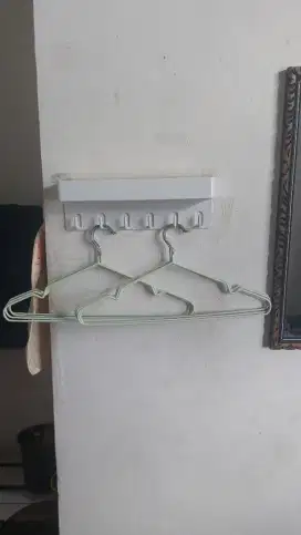 Hanger/Kastok/Gantungan Baju