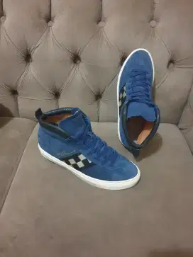 Mulus .authentic sepatu .sneakers bally size 43