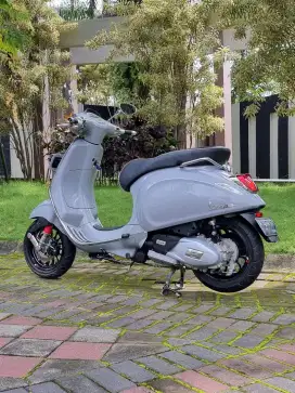 Vespa Sprint 150 ABS IGet Grey Materia Termurah thn 2021 Koko Motor