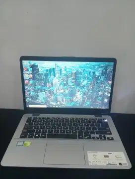 Laptop desain | Type Asus vivobook a4 | core i5 gen 7 | Ram 8 SSD 256