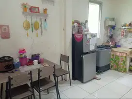 Dijual Meja Makan Kasur Kulkas Mesin Cuci