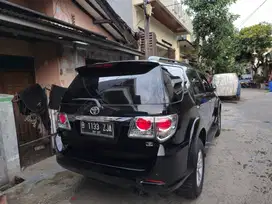 Toyota Grand Fortuner G Matic AT Tahun 2012 Hitam , 2013