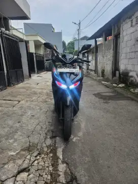 Vario 150 hitam 2018