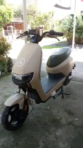 Sepeda Listrik Uwinfly M70