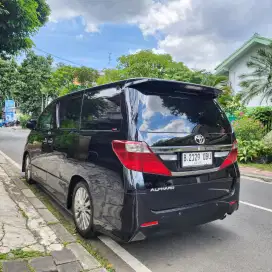 Rapi Sekali. Original. Toyota Alphard S Golden Fafelift 2014 Hitam
