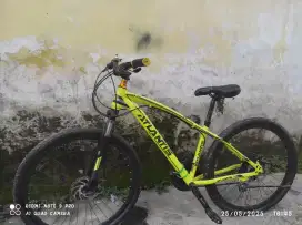 Jual sepeda MTB 27,5 bekas beli doang tapi ga di pake lagi