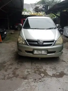 Toyota Kijang Innova E 2005 Manual Bensin - Siap Pakai, Terawat!