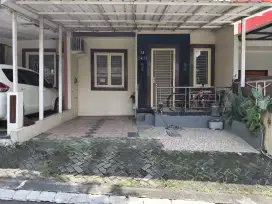 Dijual rumah furnish di legenda wisata cibubur siap huni hadap timur