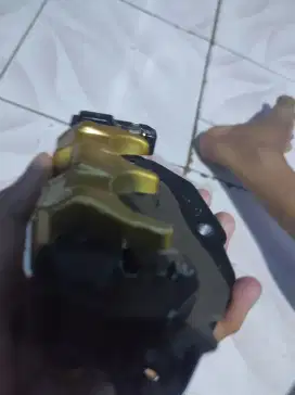 Jula kaliper 4 piston buat motor bebek dan kawan kawannya